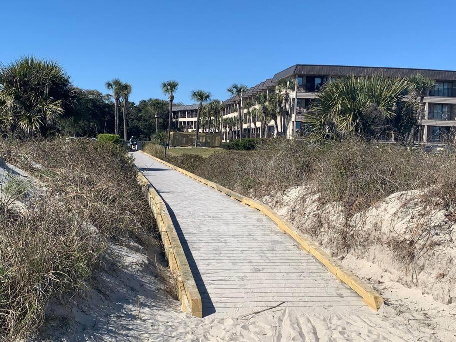 Beach Happy!-Nice Ocean View Hilton Head Villa Hilton Head Island Exterior photo